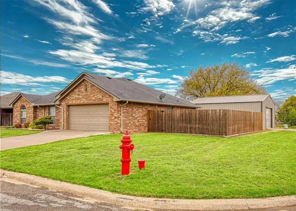 2101 Morris Lane, Sayre, OK 73662 - #1
