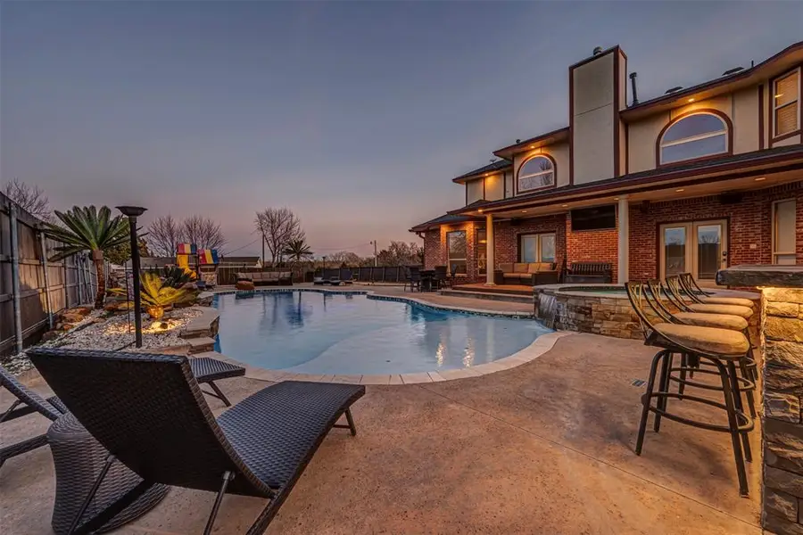 1902 W Lakewood Drive, Guthrie, OK 73044 - Image #2