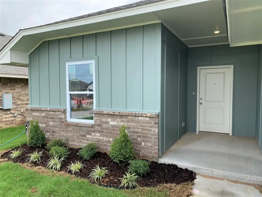 20652 Brush Creek Boulevard, Harrah, OK 73045 - #2