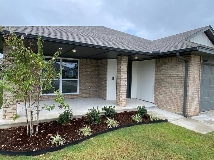 20649 Brush Creek Boulevard, Harrah, OK 73045 - #2