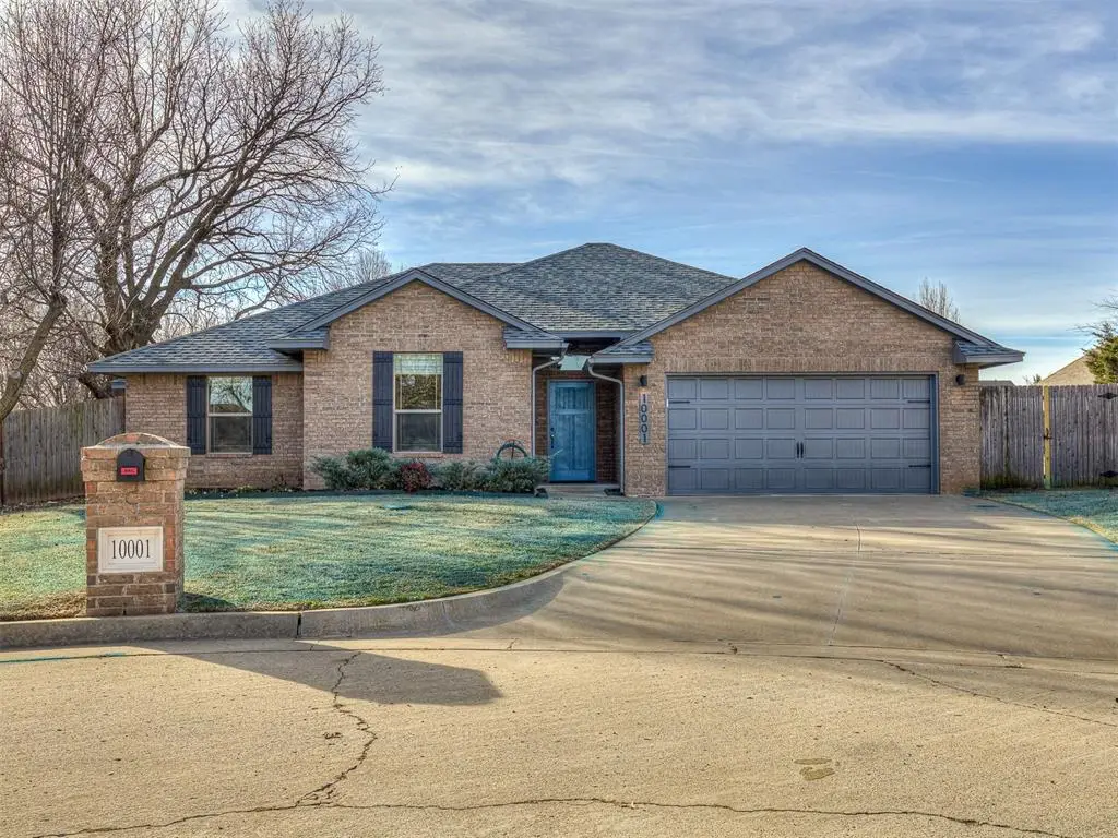 10001 Ames Circle, Yukon, OK 73099 - Image #1