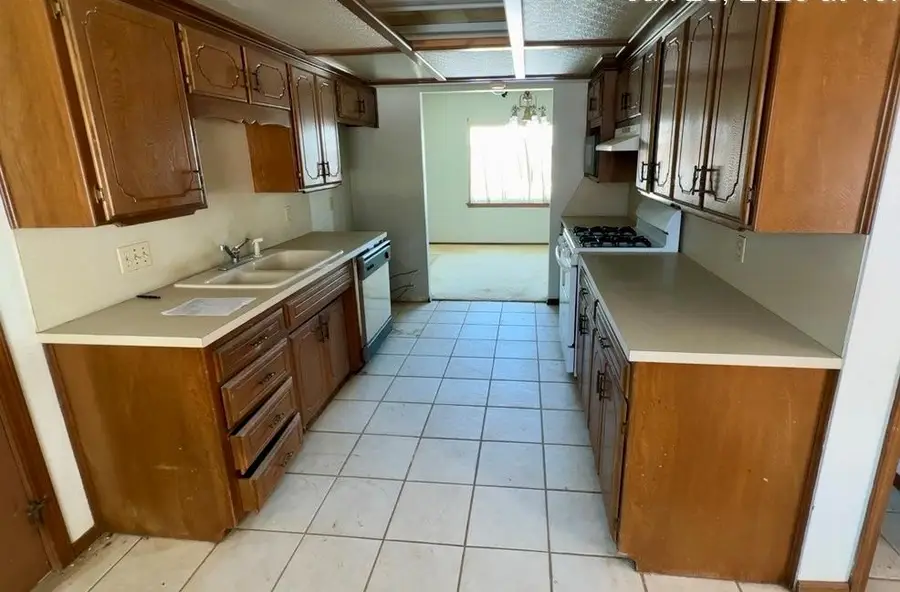 414 Washington, Corn, OK 73024 - #2