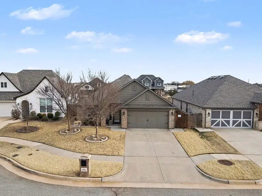 17912 Marron Drive, Edmond, OK 73012 - Image #2