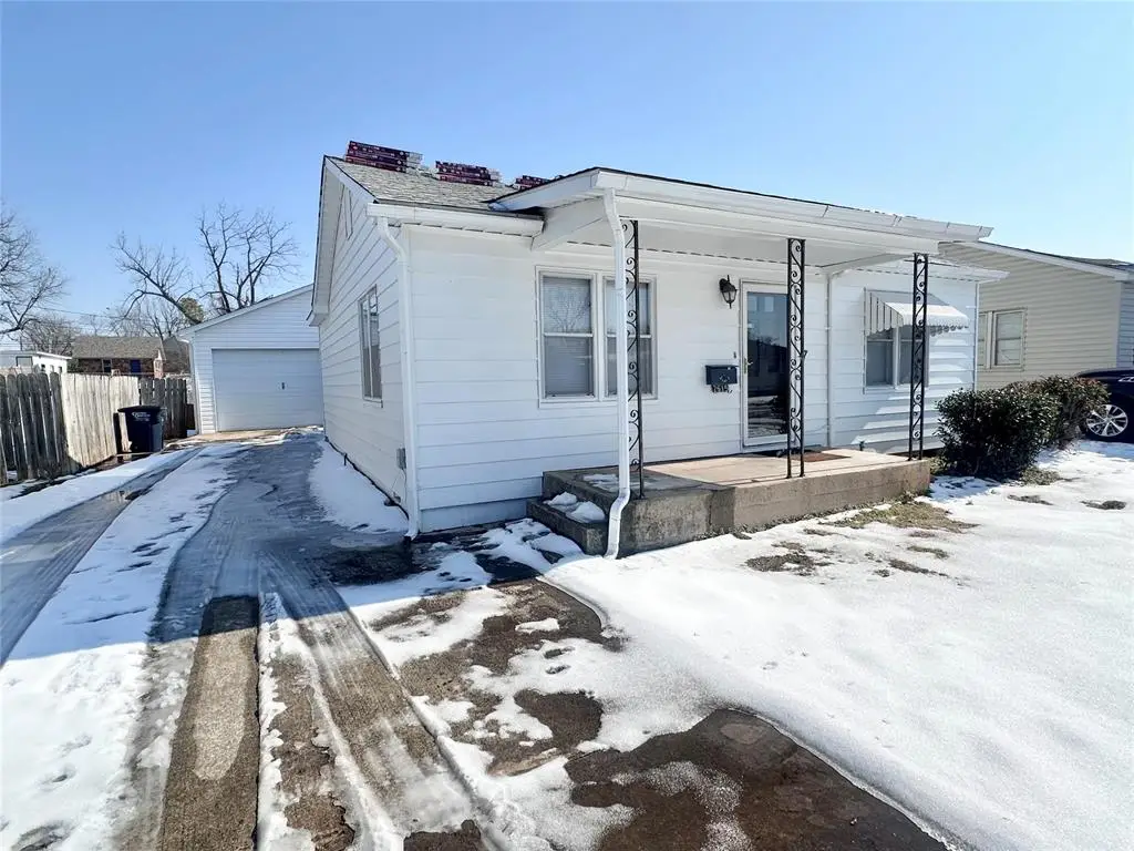 2615 N Market Avenue, Shawnee, OK 74804 - Image #1