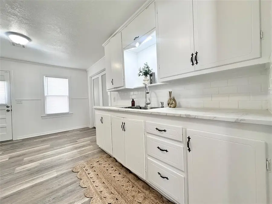 2615 N Market Avenue, Shawnee, OK 74804 - Image #3