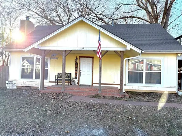 209 SE 2nd Street, Perkins, OK 74059
