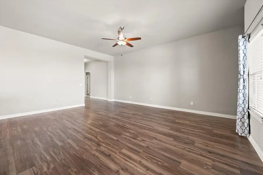 7025 NW 155th Street, Edmond, OK 73013 - Image #3