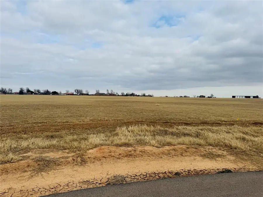 2442 Christian Circle, Chickasha, OK 73018 - Image #2