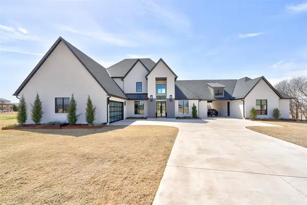 22015 Cricklewood Court, Edmond, OK 73012