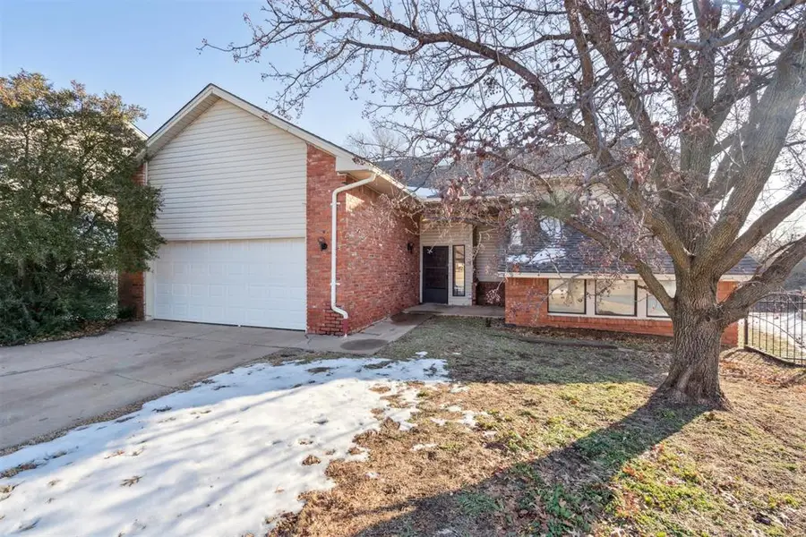 11608 Kings Circle, Oklahoma City, OK 73162 - Image #2