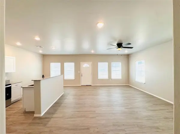 300 NW 122nd Street #B, Oklahoma City, OK 73114