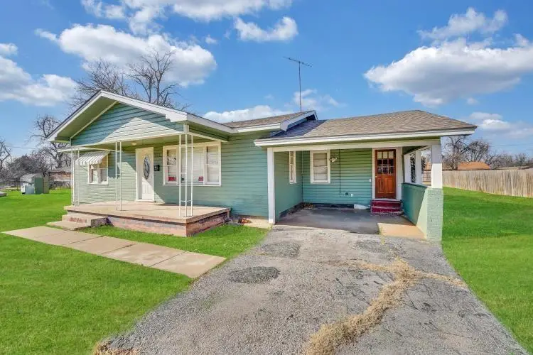 911 S 13th Street, Frederick, OK 73542 - #2