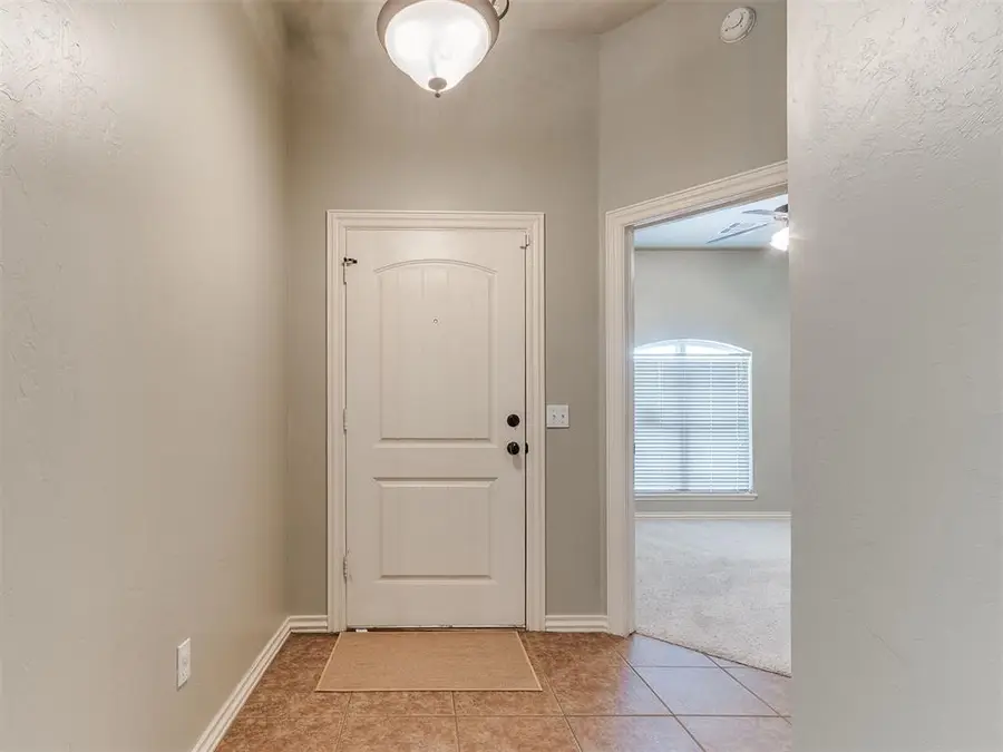 2013 Wimberley Creek Drive, Moore, OK 73160 - Image #3