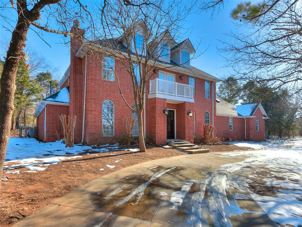 16 Greenmore Drive, Edmond, OK 73034 - Image #1