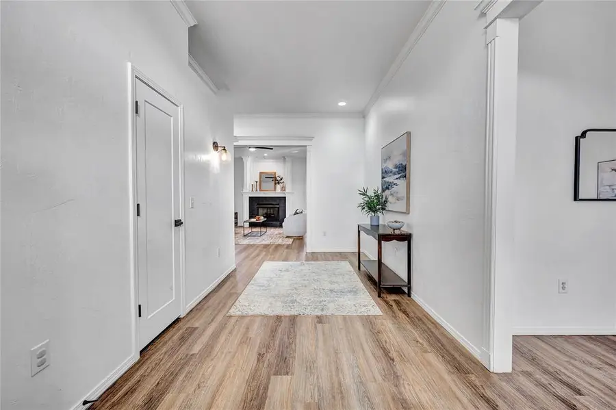 2416 Kingsley Lane, Oklahoma City, OK 73128 - Image #2