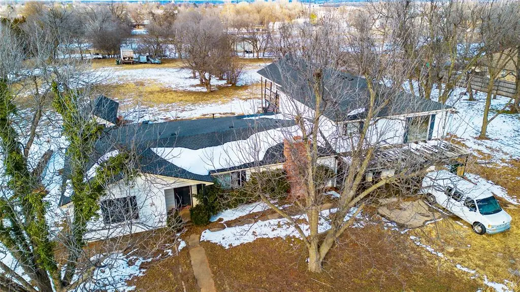 628 Cranton Drive, Chickasha, OK 73018 - Image #1