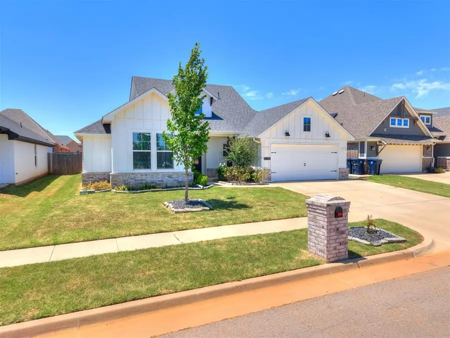 3313 Gunnison River Drive, Yukon, OK 73099 - Image #2