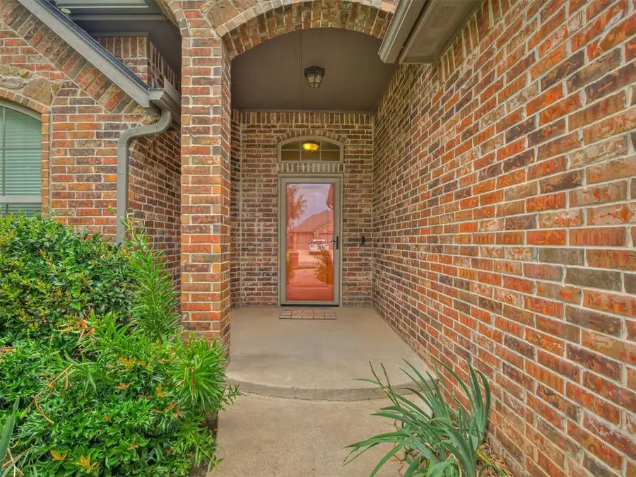 2808 Ryder Drive, Yukon, OK 73099 - Image #2