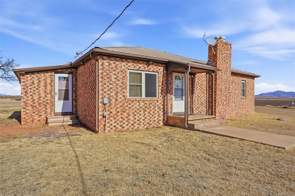 16127 S County Road 211, Headrick, OK 73549 - #1