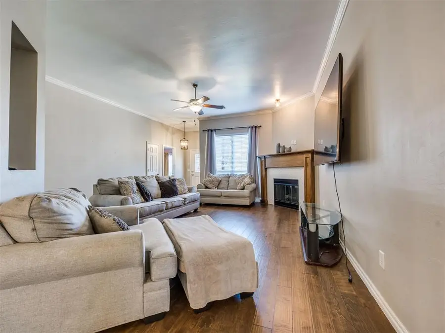 9809 SW 33rd Street, Yukon, OK 73099 - Image #3