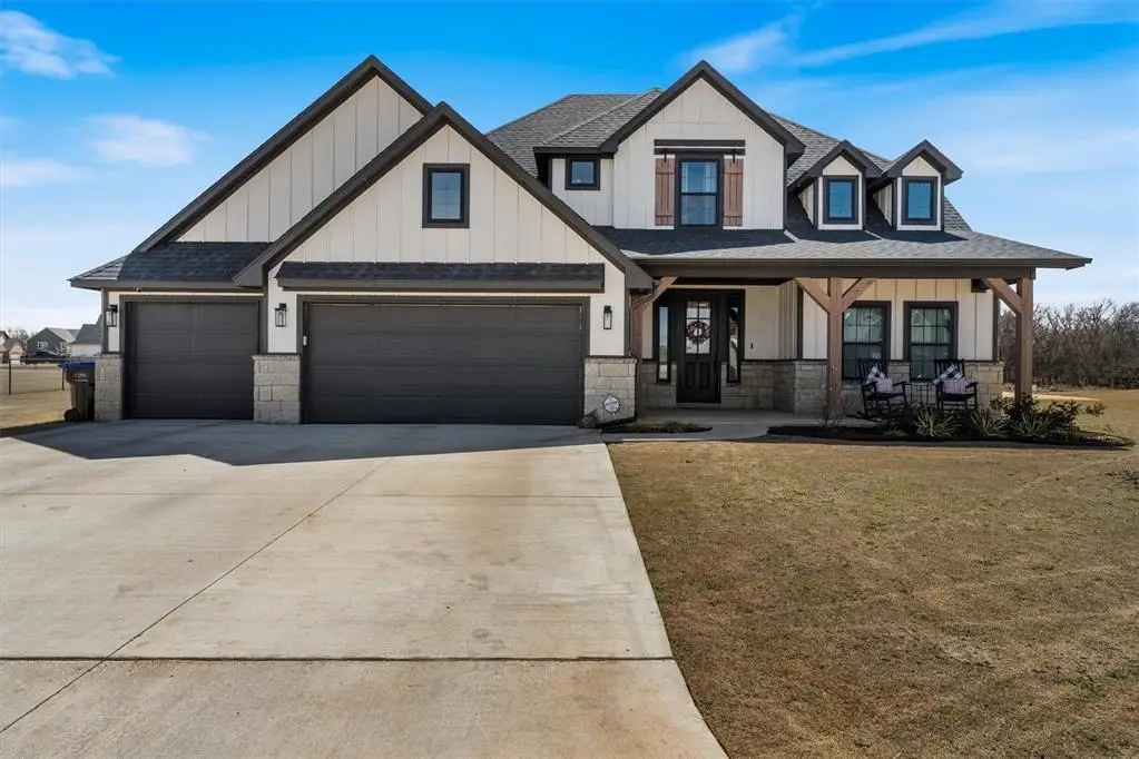 13741 Brook Crossing, Edmond, OK 73025 - Image #1