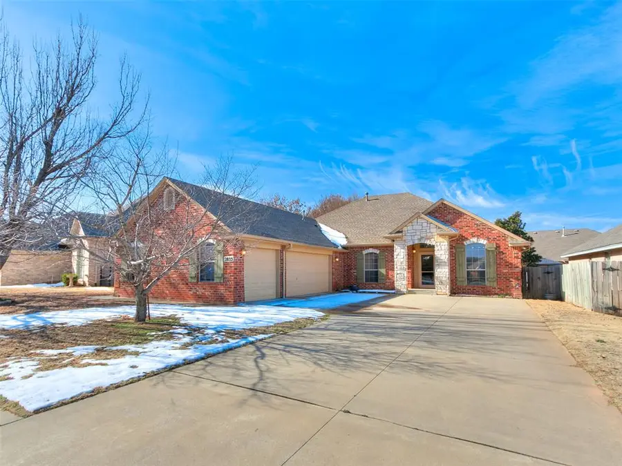 2833 Stonebrook Road, Edmond, OK 73003 - Image #2