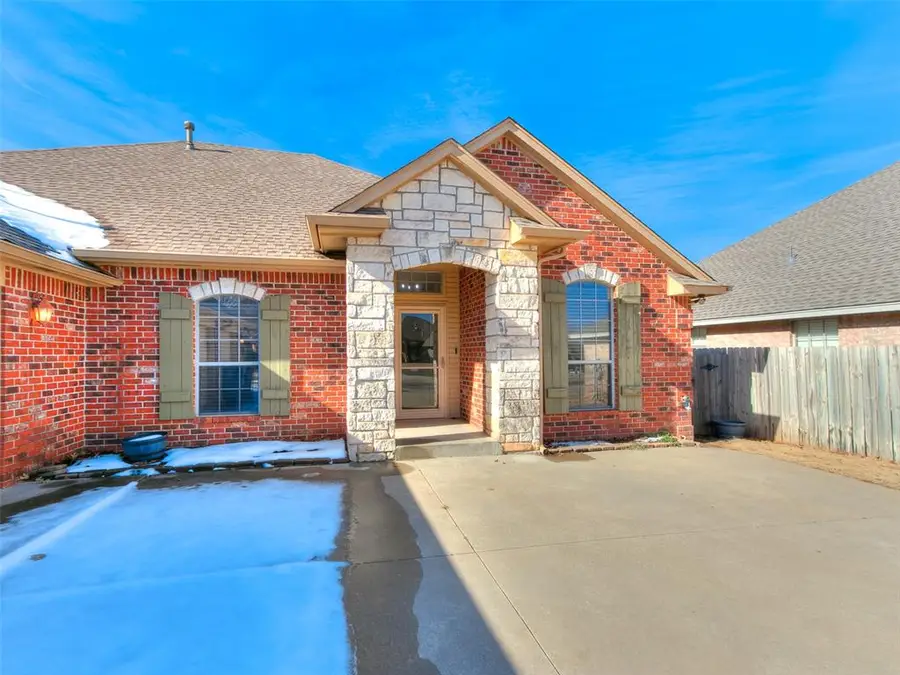 2833 Stonebrook Road, Edmond, OK 73003 - Image #3