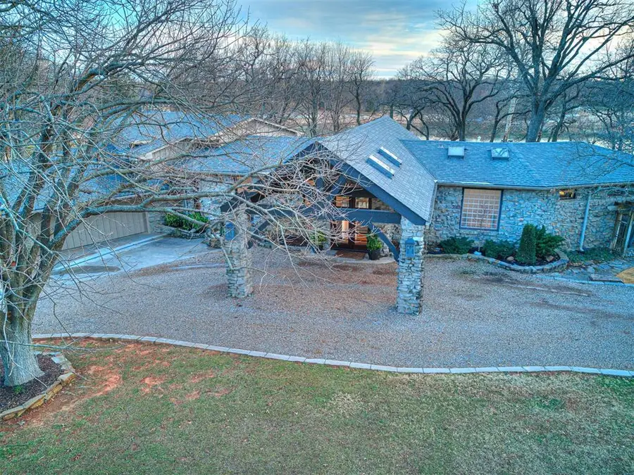 111 Lake Aluma Drive, Oklahoma City, OK 73121 - Image #3