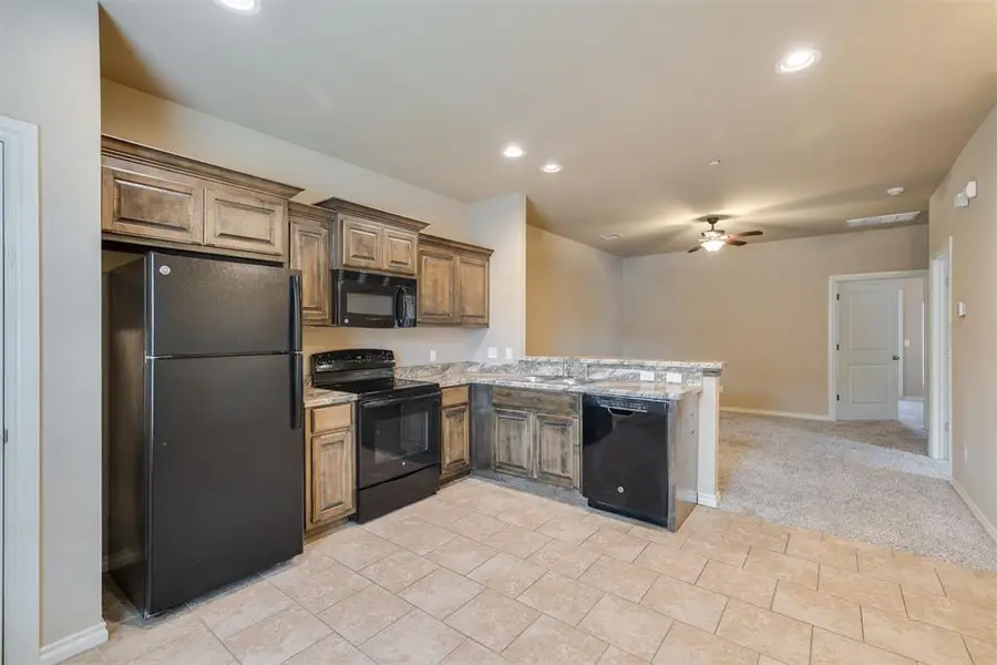 913 SW 92nd Street, Oklahoma City, OK 73139 - #2