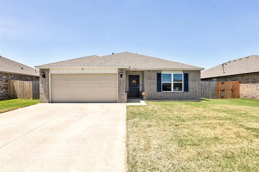 503 Fox Burrow Lane, Newcastle, OK 73065 - Image #2