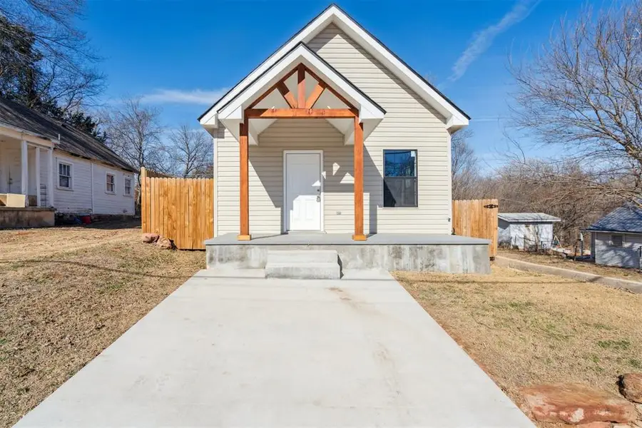 218 E 8th Street, Chandler, OK 74834 - Image #2