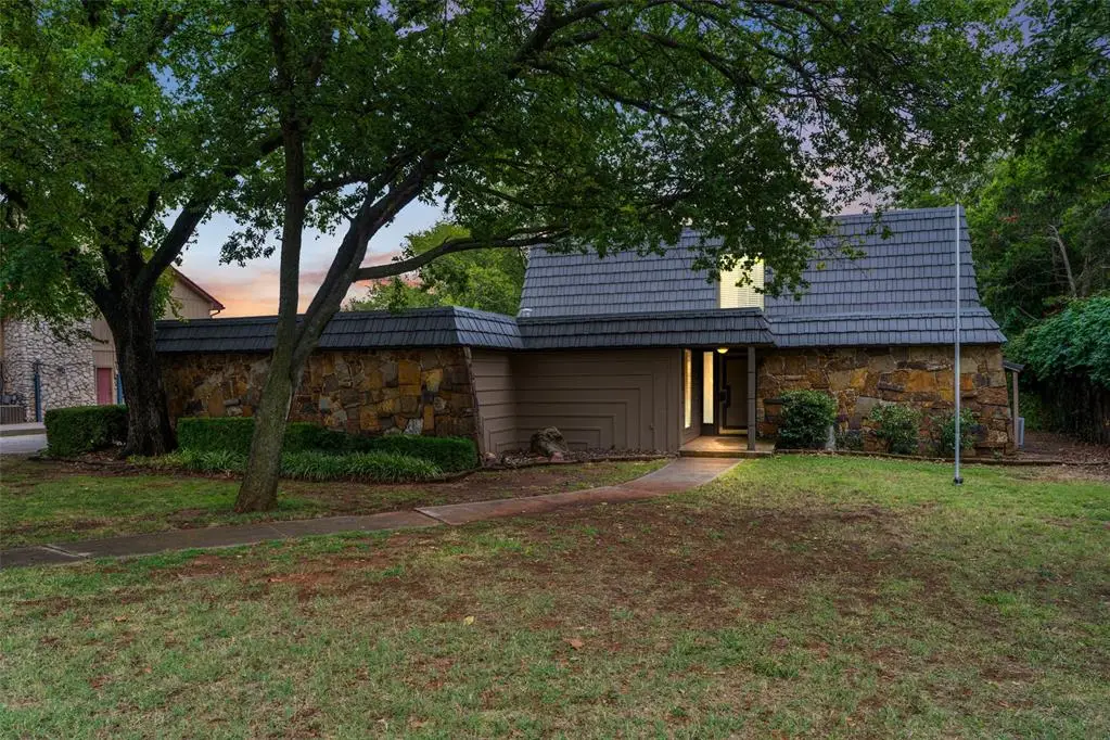 2940 Browne Stone Road, Oklahoma City, OK 73120 - Image #1