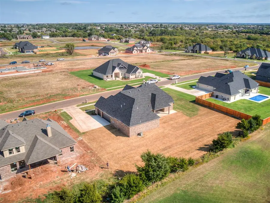 4604 SE 37th Street, Moore, OK 73165 - Image #3