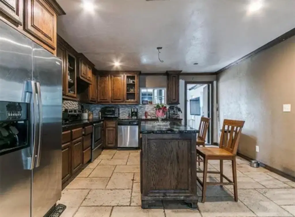 6001 Sandyhill Road, Choctaw, OK 73020 - Image #1