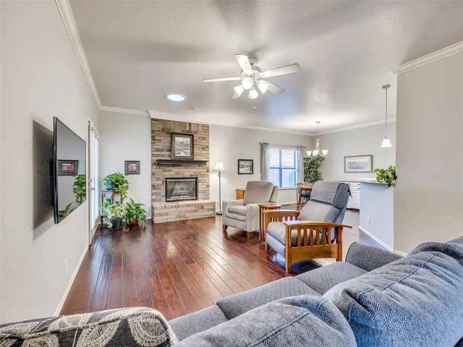 117 Woodbridge Circle, Edmond, OK 73012 - #3