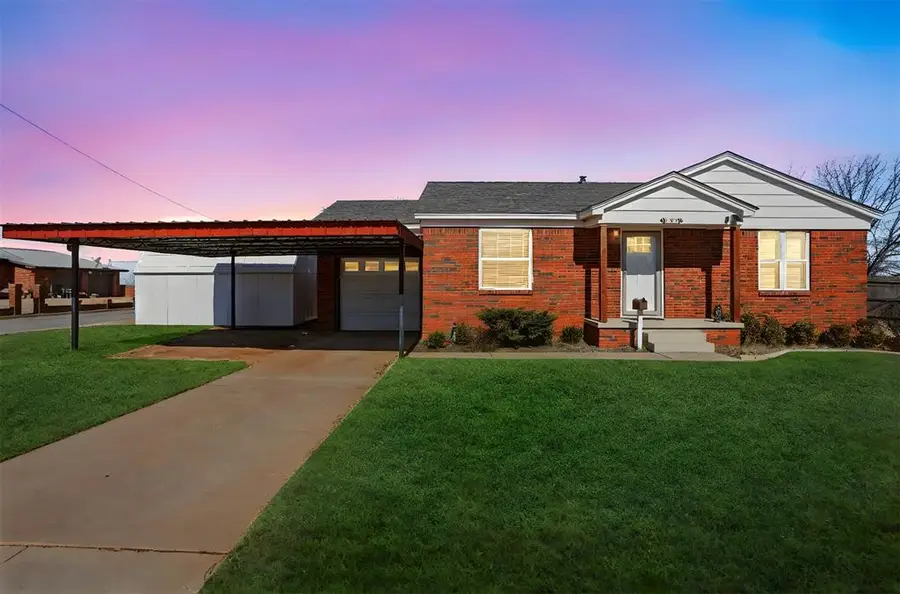 101 Memorial Drive, Mangum, OK 73554 - #3