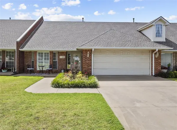 1025 Gartrell Place, Weatherford, OK 73096