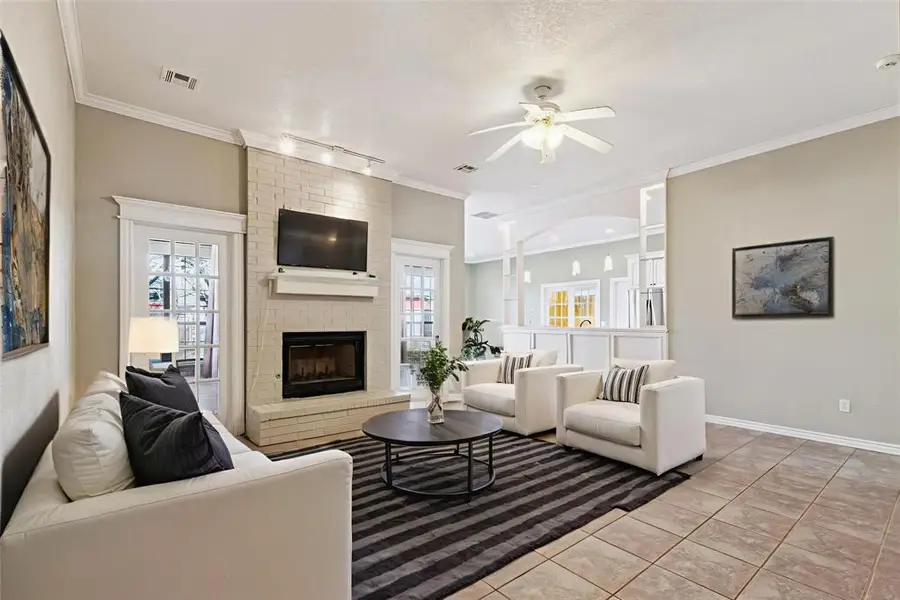 717 Gyrfalcon Drive, Norman, OK 73072 - Image #3