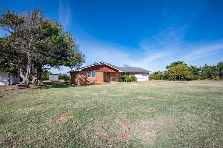 7173 County Road 1160 Road, Lookeba, OK 73053 - #3