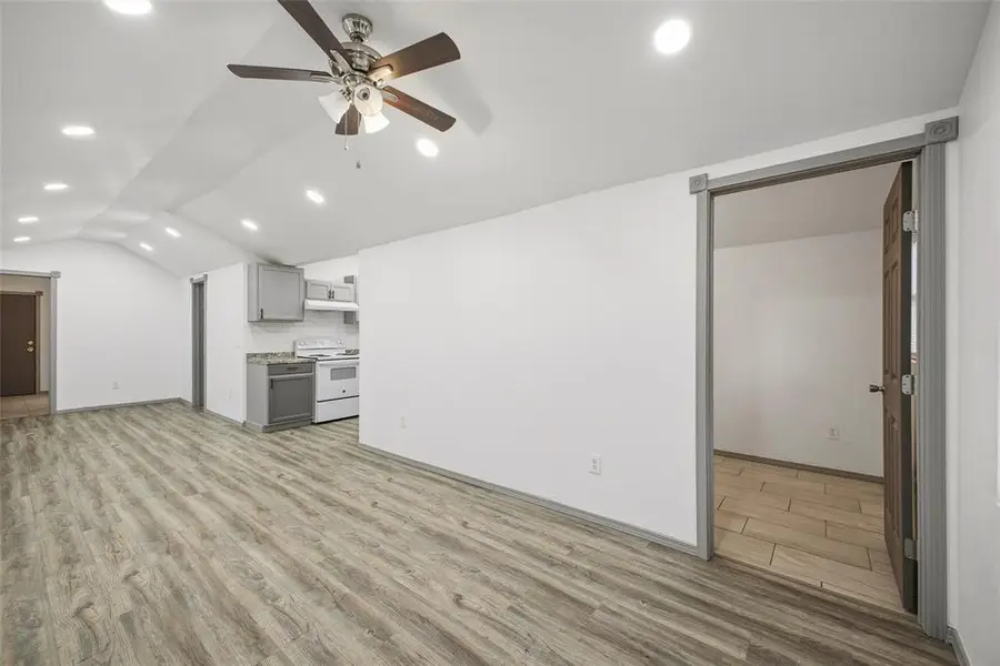 713 SE 10th Street, Oklahoma City, OK 73129 - #3