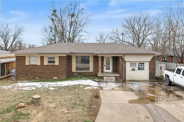 711 Cinmac Street, Lindsay, OK 73052