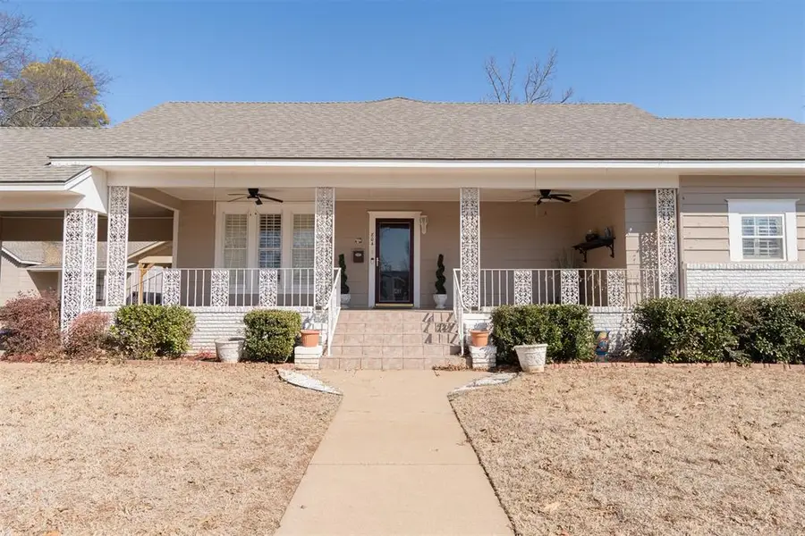 804 N Willow Street, Pauls Valley, OK 73075 - #2