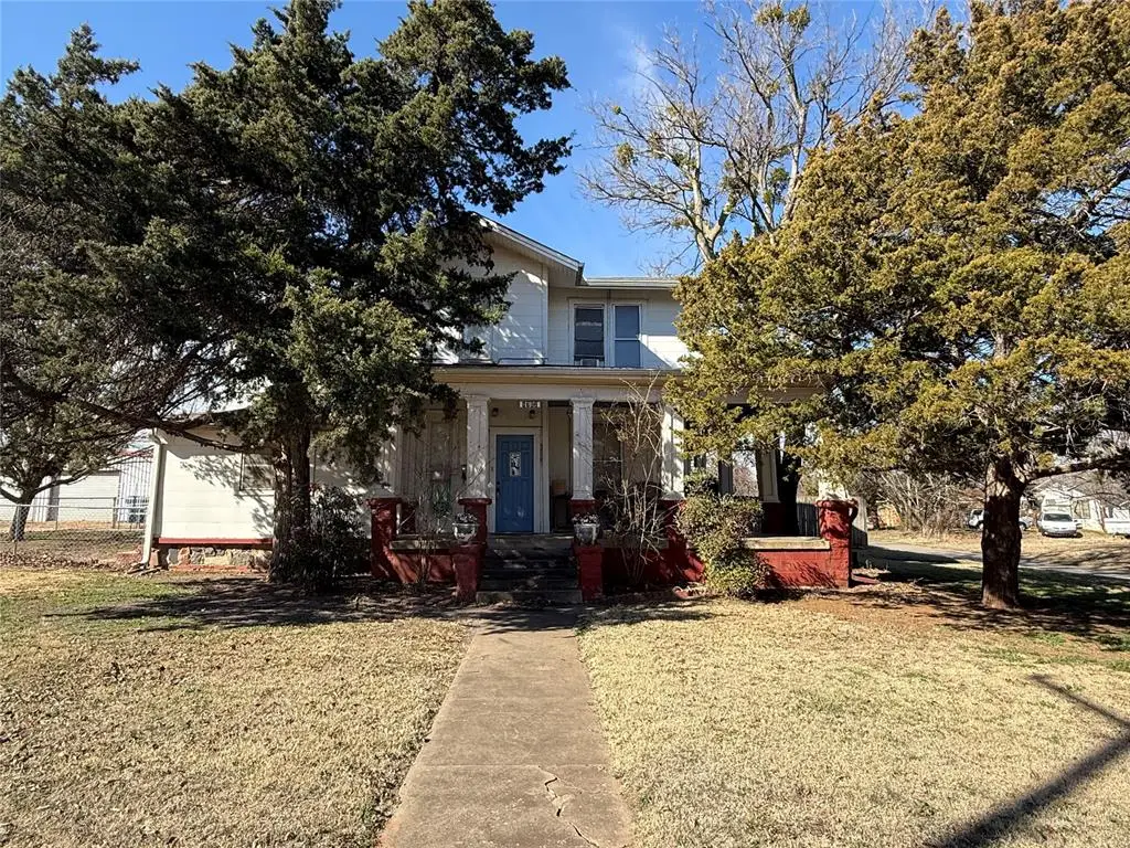 1702 S 8th Street, Chickasha, OK 73018 - #1