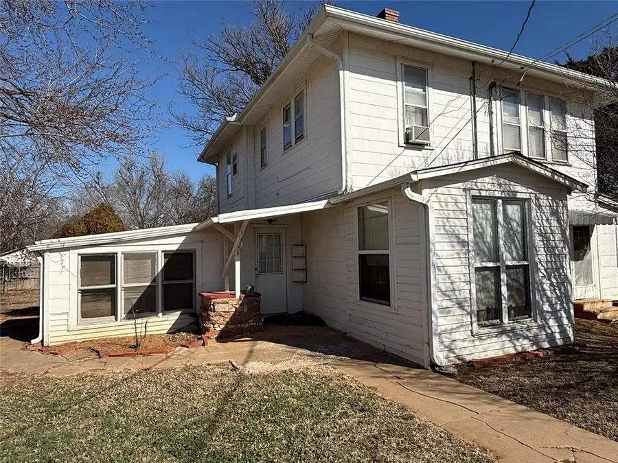 1702 S 8th Street, Chickasha, OK 73018 - #3