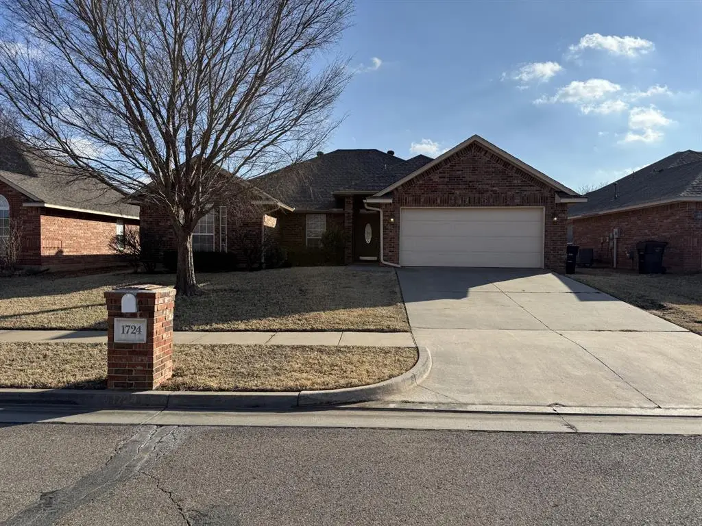 1724 SW 32nd Street, Moore, OK 73160 - #1