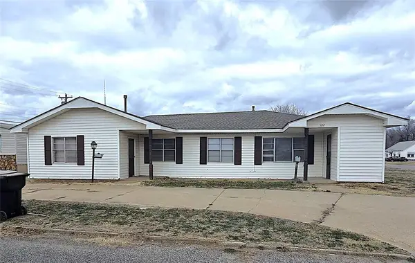 502 W 4th Street, Watonga, OK 73772