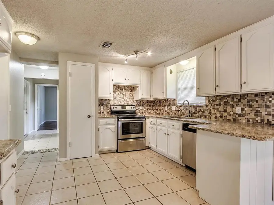 1300 San Fidel Lane, Edmond, OK 73003 - #2