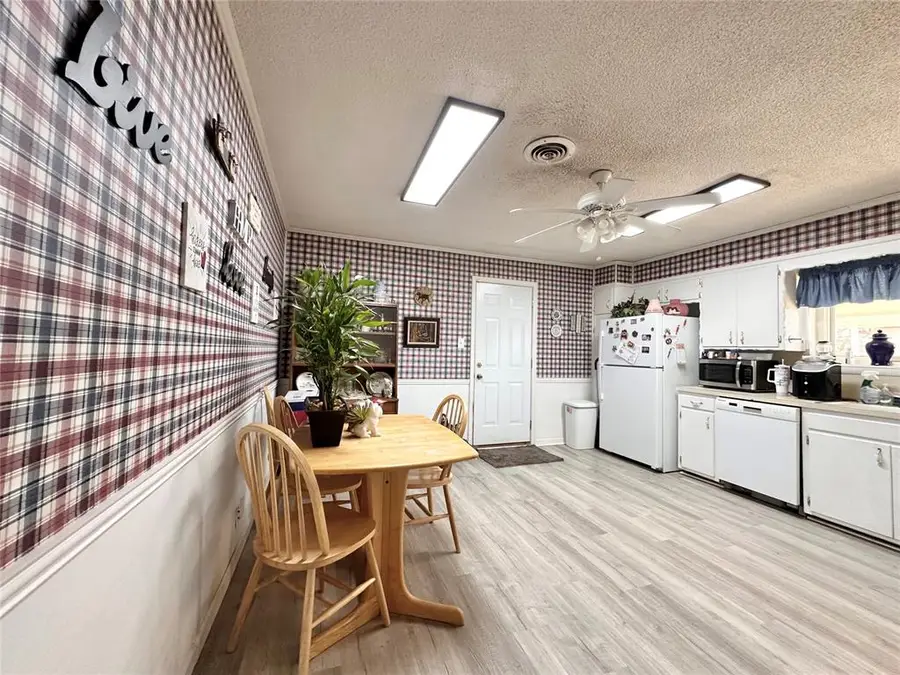 3003 N Bell Avenue, Shawnee, OK 74804 - #3