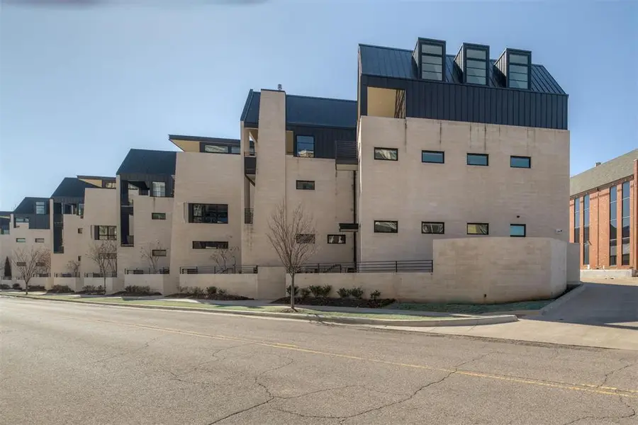 1203 N Dewey Avenue, Oklahoma City, OK 73103 - #2