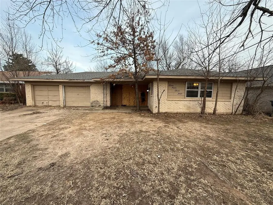 5924 N College Street, Warr Acres, OK 73122 - #2